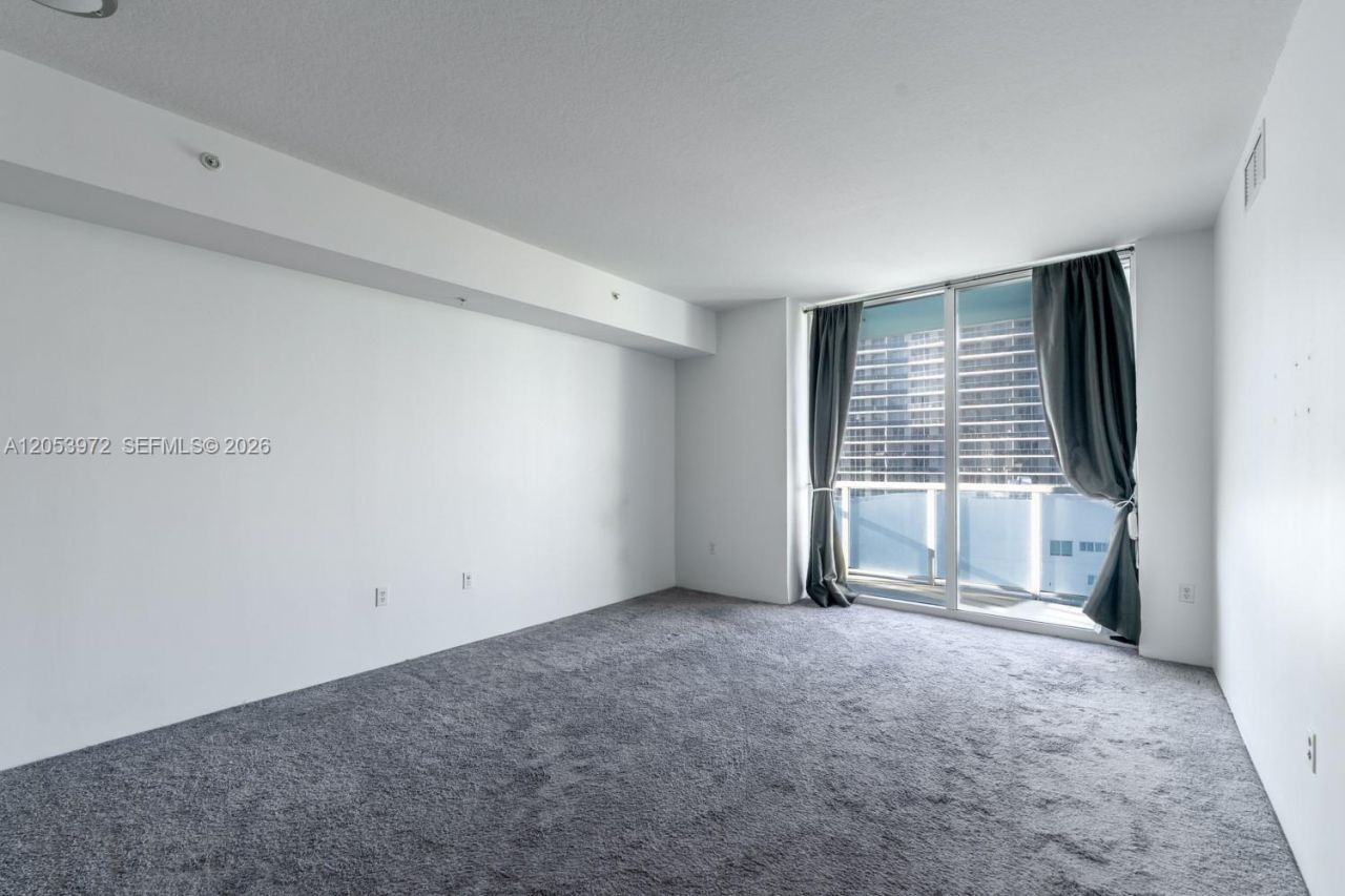 1900 N Bayshore Dr, Unit 3809, Miami, FL 33132 Photo