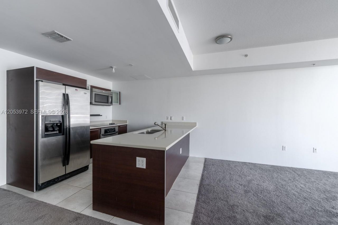 1900 N Bayshore Dr, Unit 3809, Miami, FL 33132 Photo