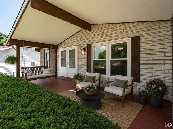 4184 Lisieux Lane, Oakville, MO 63129