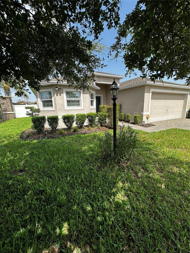 262 Lake Mariana Place, Auburndale, FL 33823 Photo