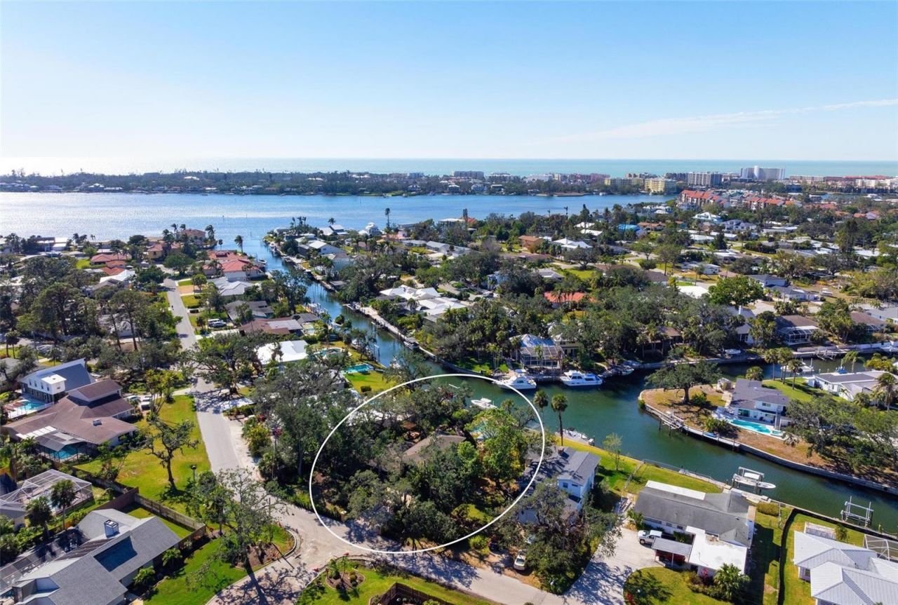 1827 Baywood Drive, Sarasota, FL 34231 Photo