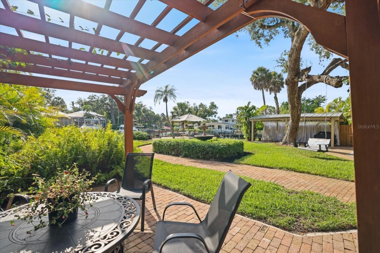 1827 Baywood Drive, Sarasota, FL 34231 Photo