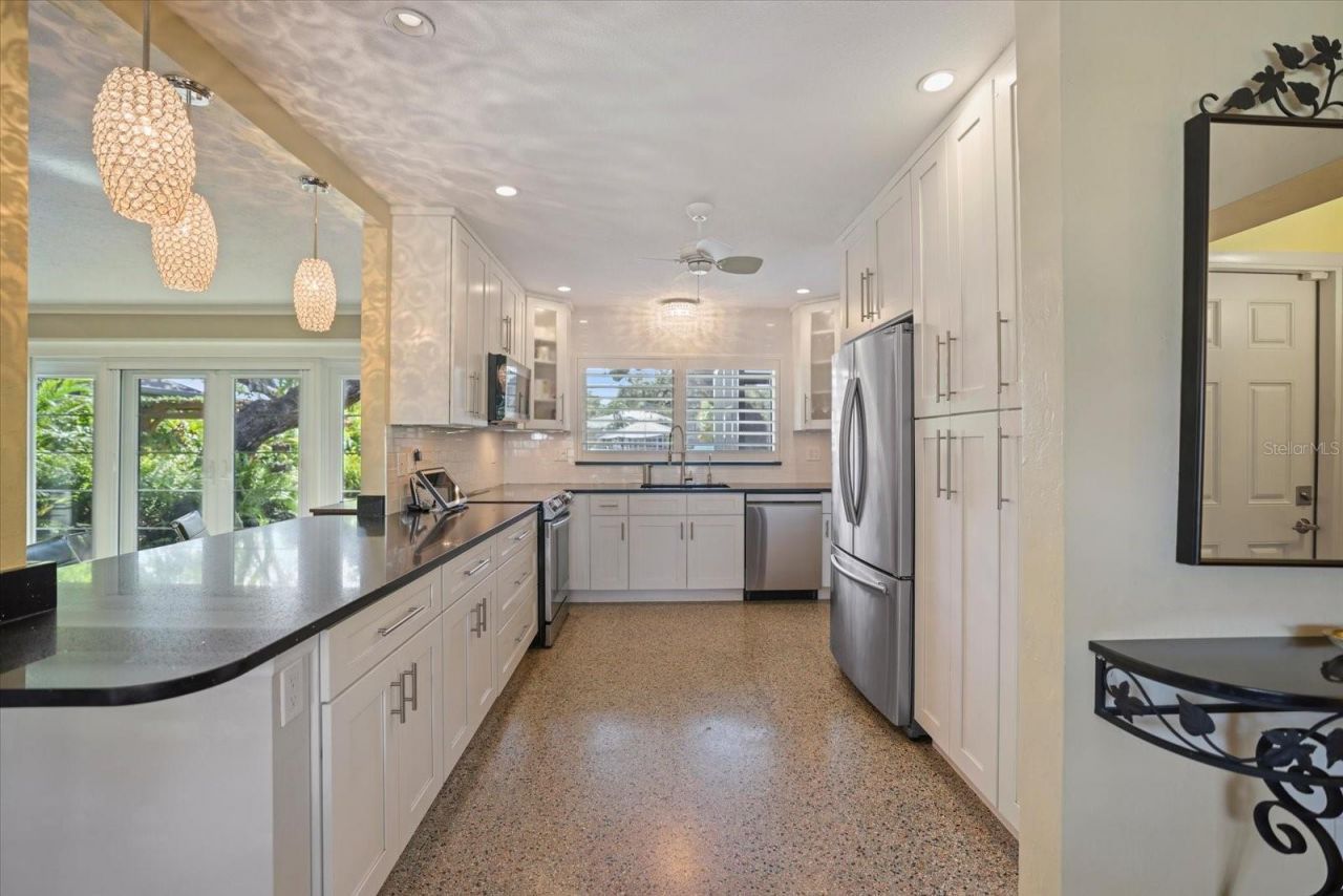 1827 Baywood Drive, Sarasota, FL 34231 Photo