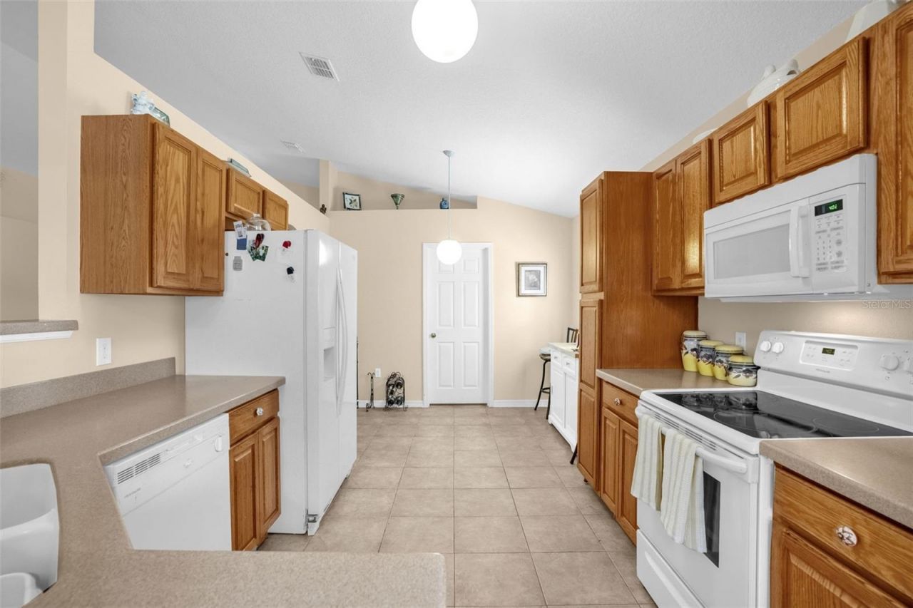 839 Marietta Lane , Eustis, FL 32726 Photo