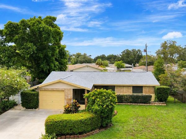 8165 LARK STREET , SEMINOLE, FL 33777