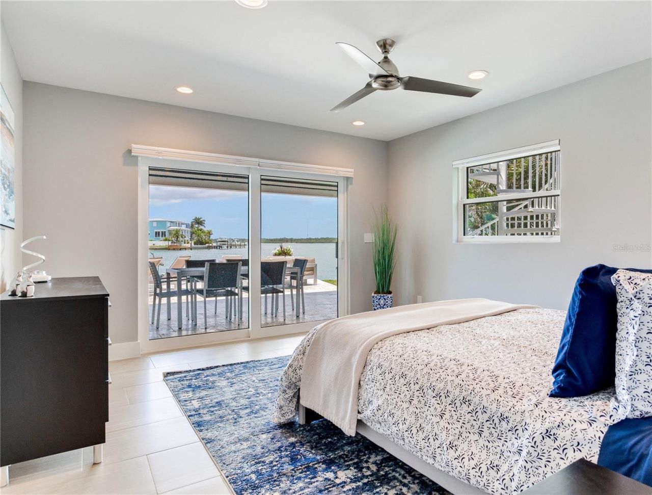 16117 4th Street E, Redington Beach, FL 33708 Photo