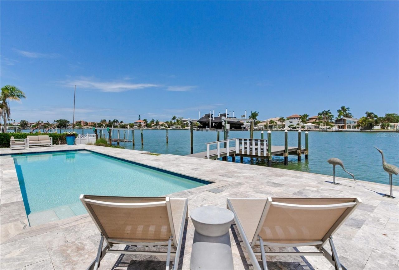 16117 4th Street E, Redington Beach, FL 33708 Photo