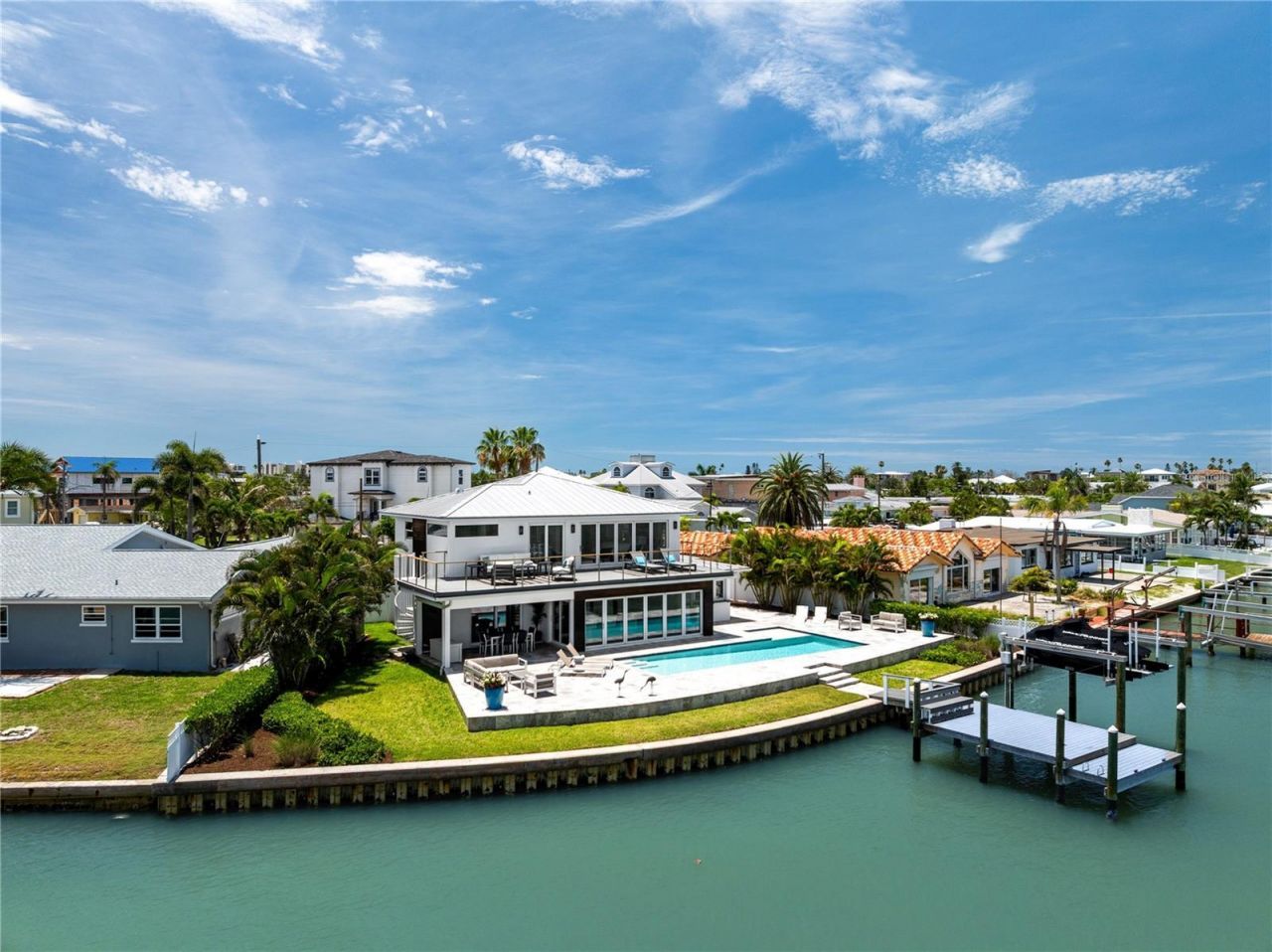 16117 4th Street E, Redington Beach, FL 33708 Photo