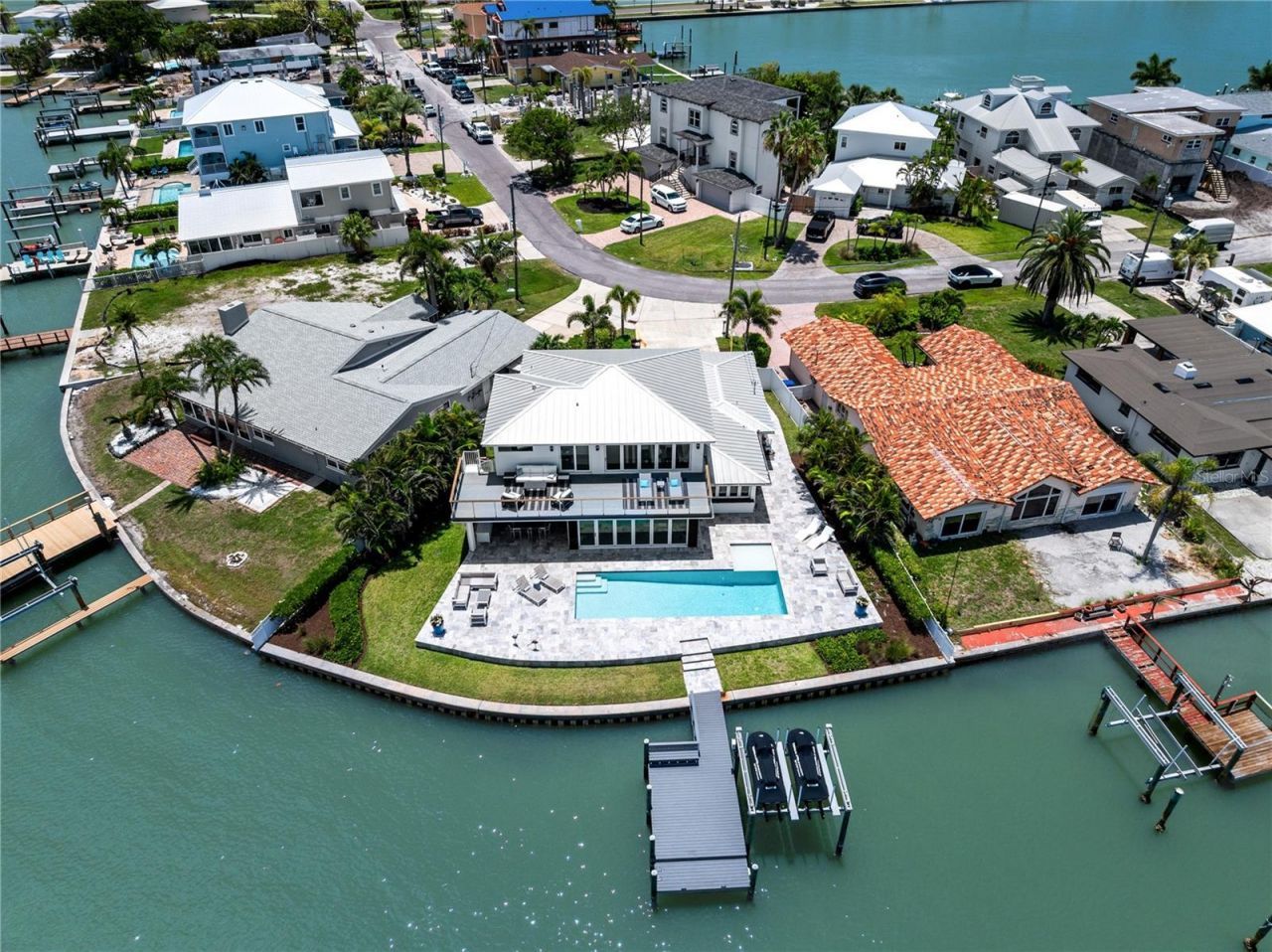 16117 4th Street E, Redington Beach, FL 33708 Photo