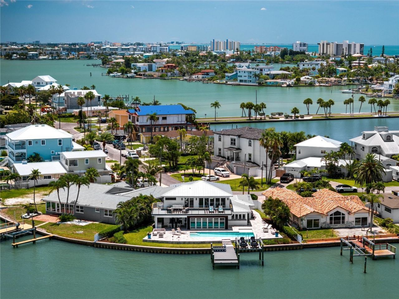 16117 4th Street E, Redington Beach, FL 33708 Photo