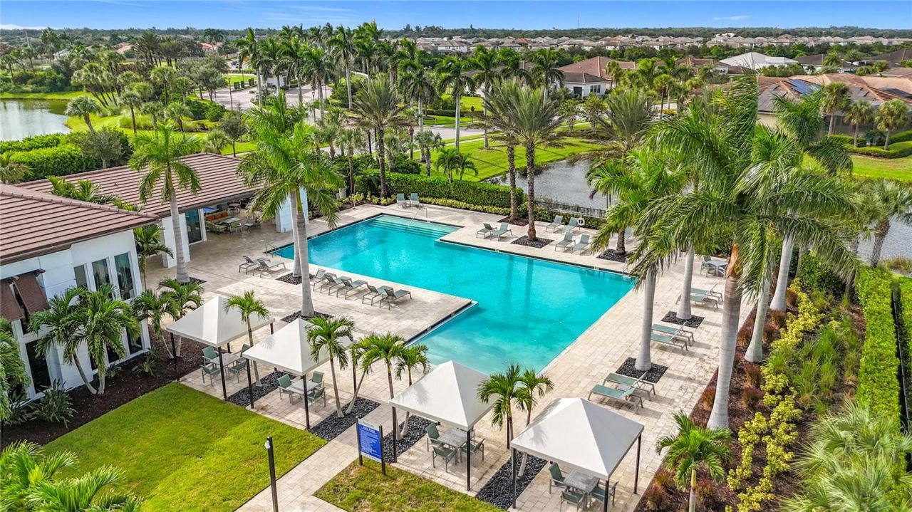 9132 Bernini Place, Sarasota, FL 34240 Photo