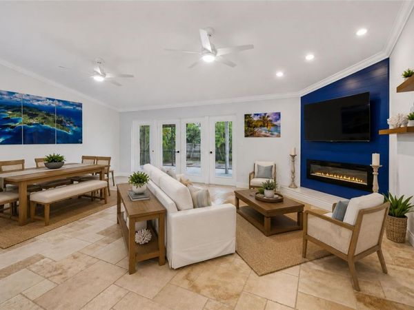1425 POINSETTIA AVENUE, TARPON SPRINGS, FL 34689