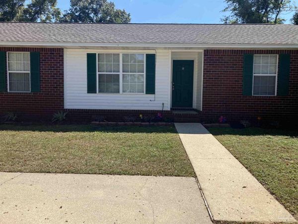 3031 E Kingsfield Rd, Pensacola, FL 32514
