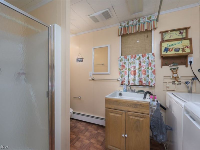 242 Elvira Court, Mc Donald, OH 44437 Photo 23