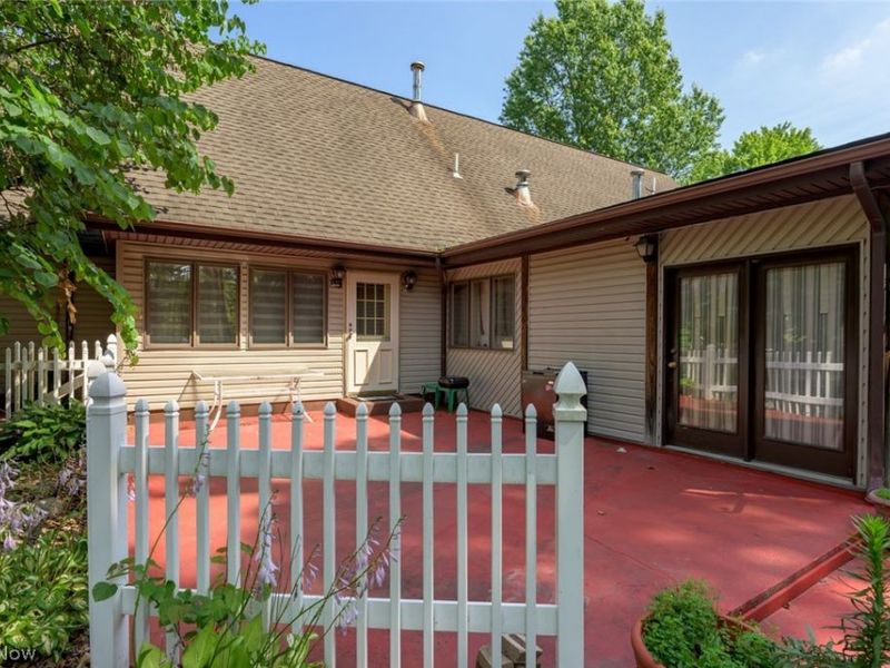 242 Elvira Court, Mc Donald, OH 44437 Photo 31