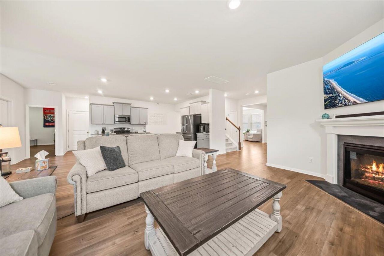 204 Garden Lily Lane Photo 12