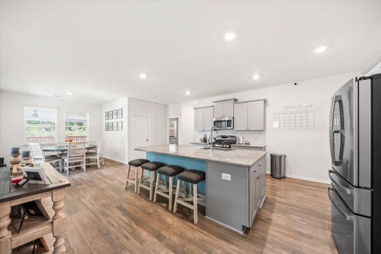 204 Garden Lily Lane Photo 14