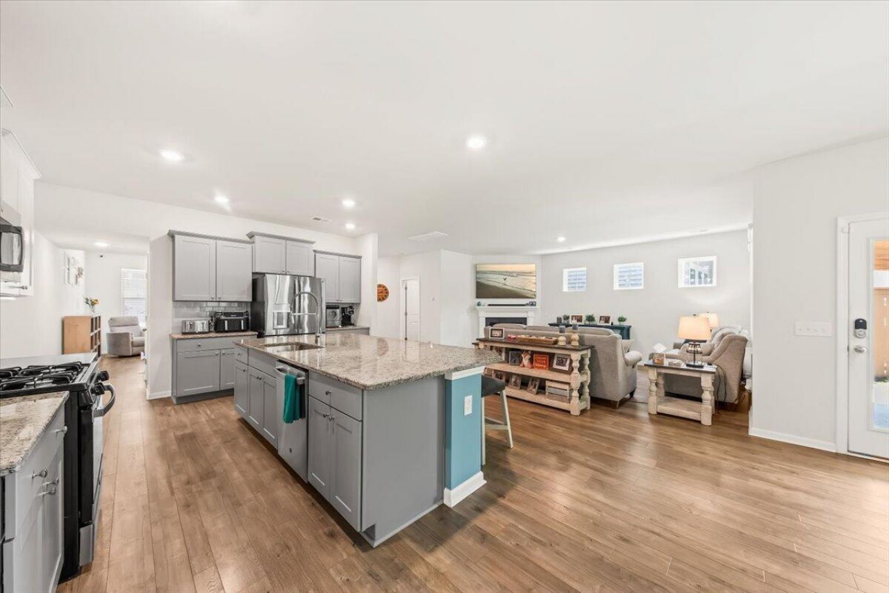 204 Garden Lily Lane Photo 16