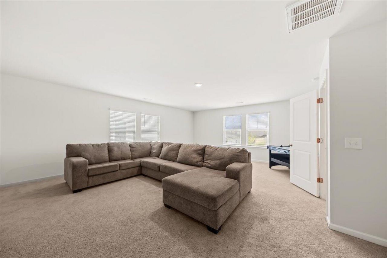 204 Garden Lily Lane Photo 21