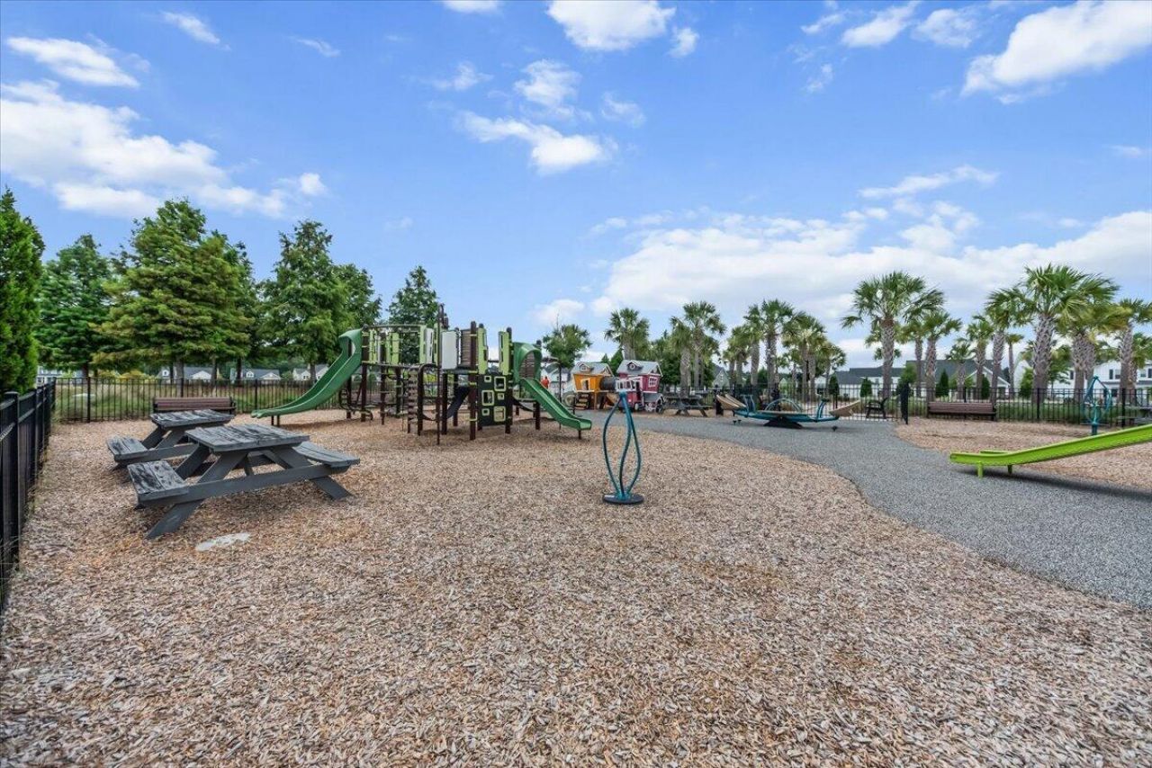 204 Garden Lily Lane Photo 40