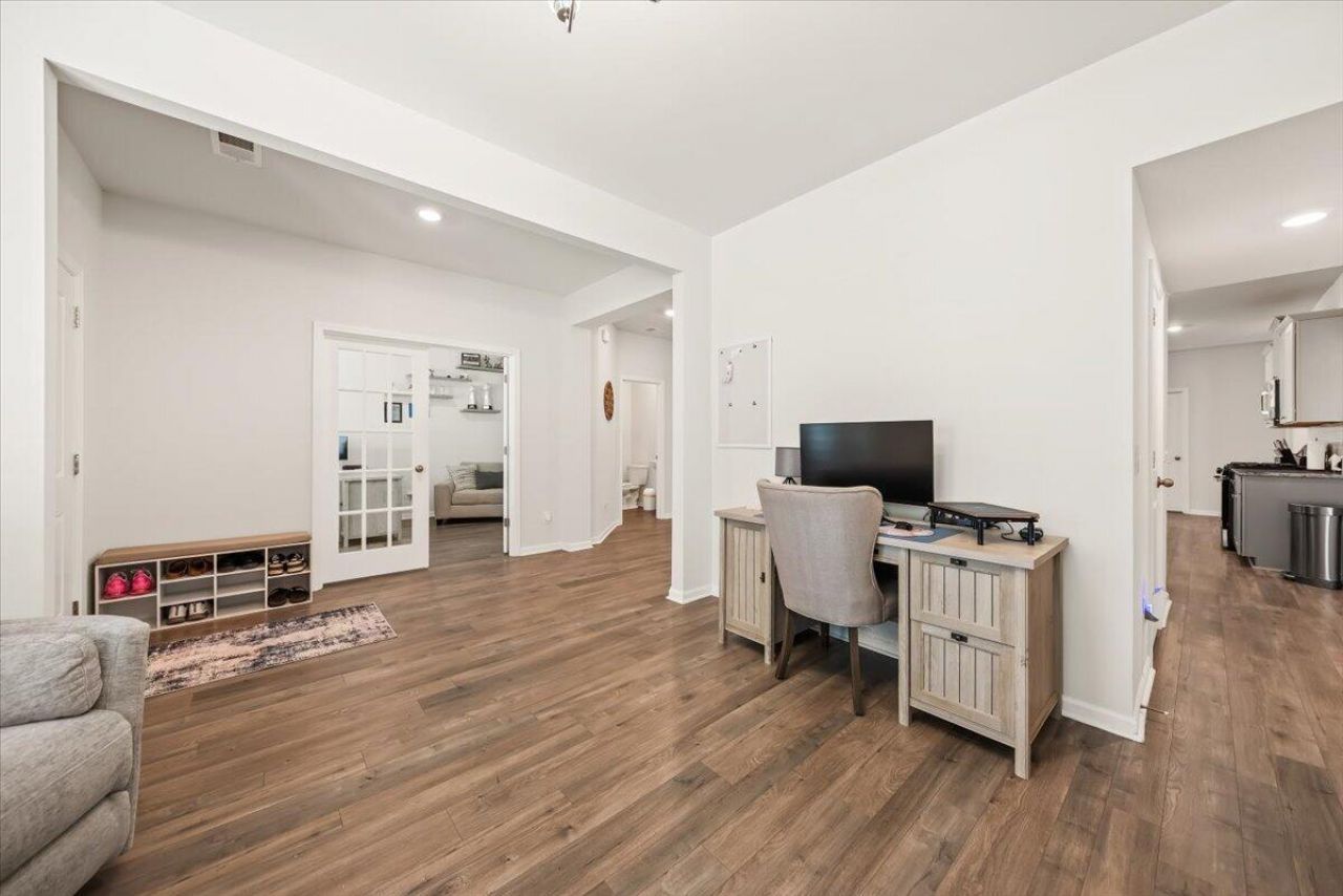 204 Garden Lily Lane Photo 6
