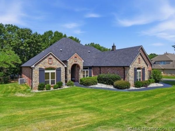 13994 S Hudson Avenue , Bixby, OK 74008