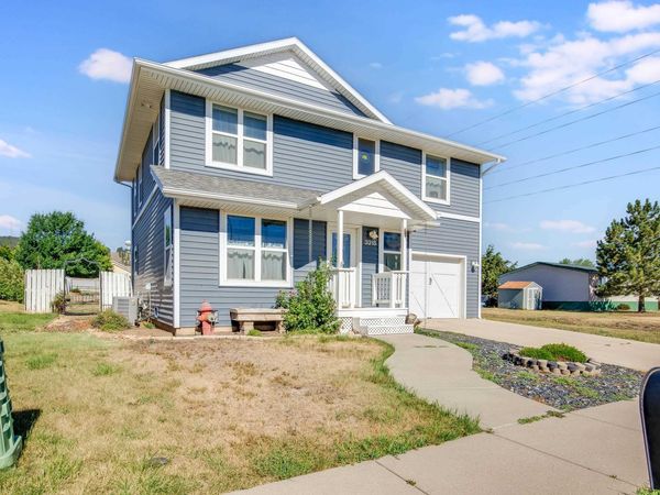 3315 Chief Drive, Rapid City, SD 57701
