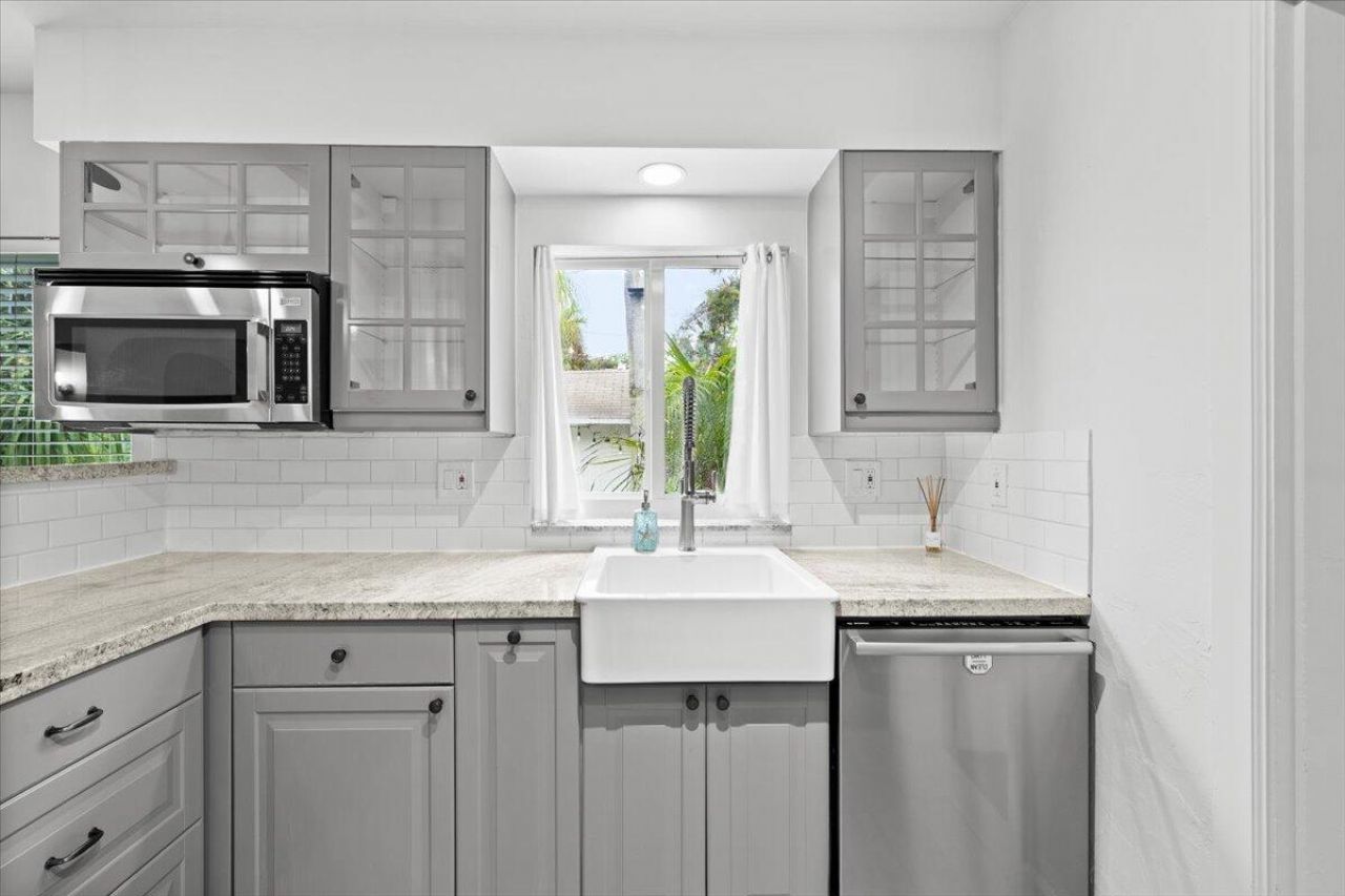 305 NE 14th Avenue, Fort Lauderdale, FL 33301 Photo