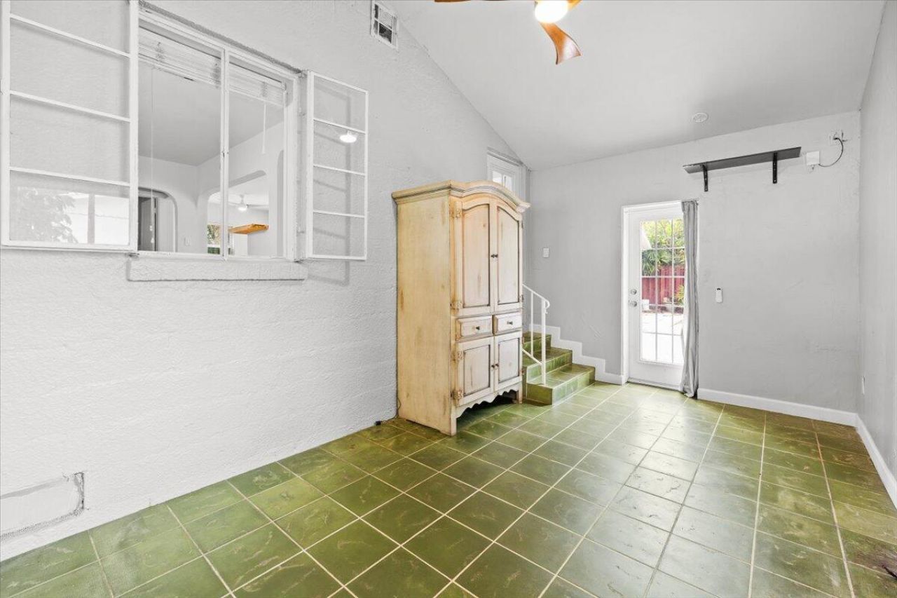 305 NE 14th Avenue, Fort Lauderdale, FL 33301 Photo