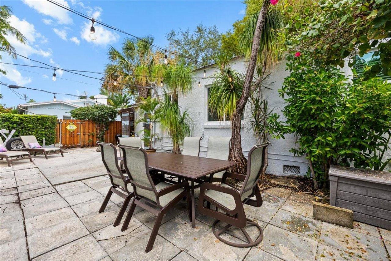305 NE 14th Avenue, Fort Lauderdale, FL 33301 Photo
