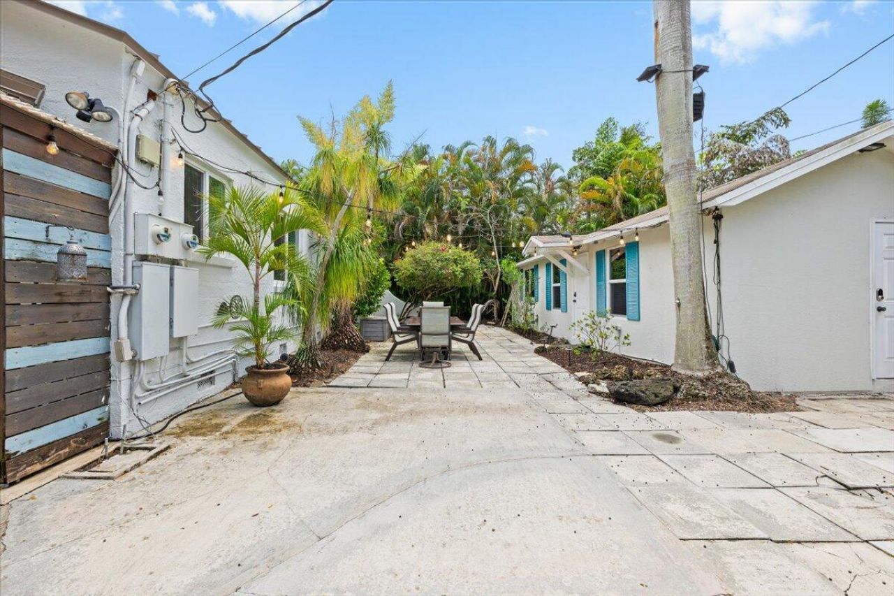 305 NE 14th Avenue, Fort Lauderdale, FL 33301 Photo