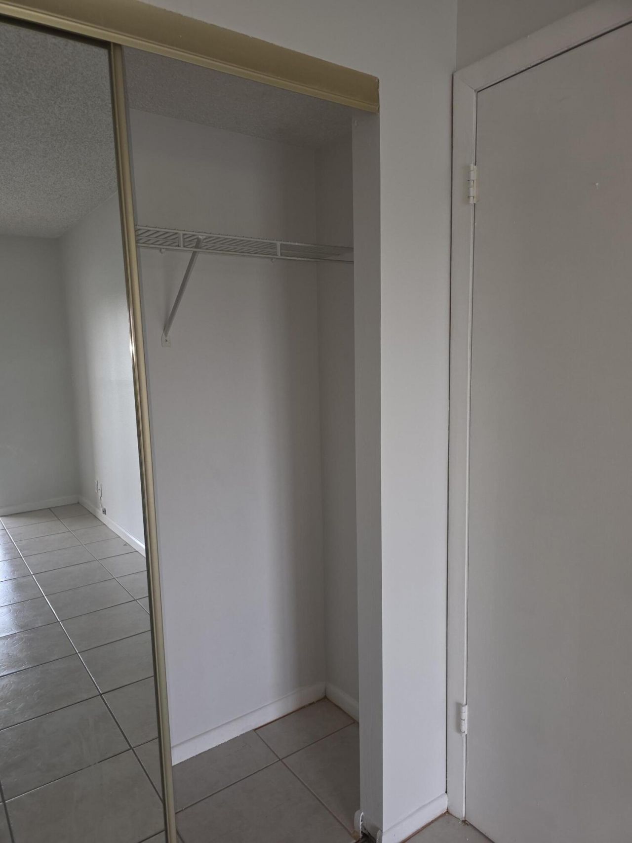 3905 N Nob Hill Road, Unit 206, Sunrise, FL 33351 Photo