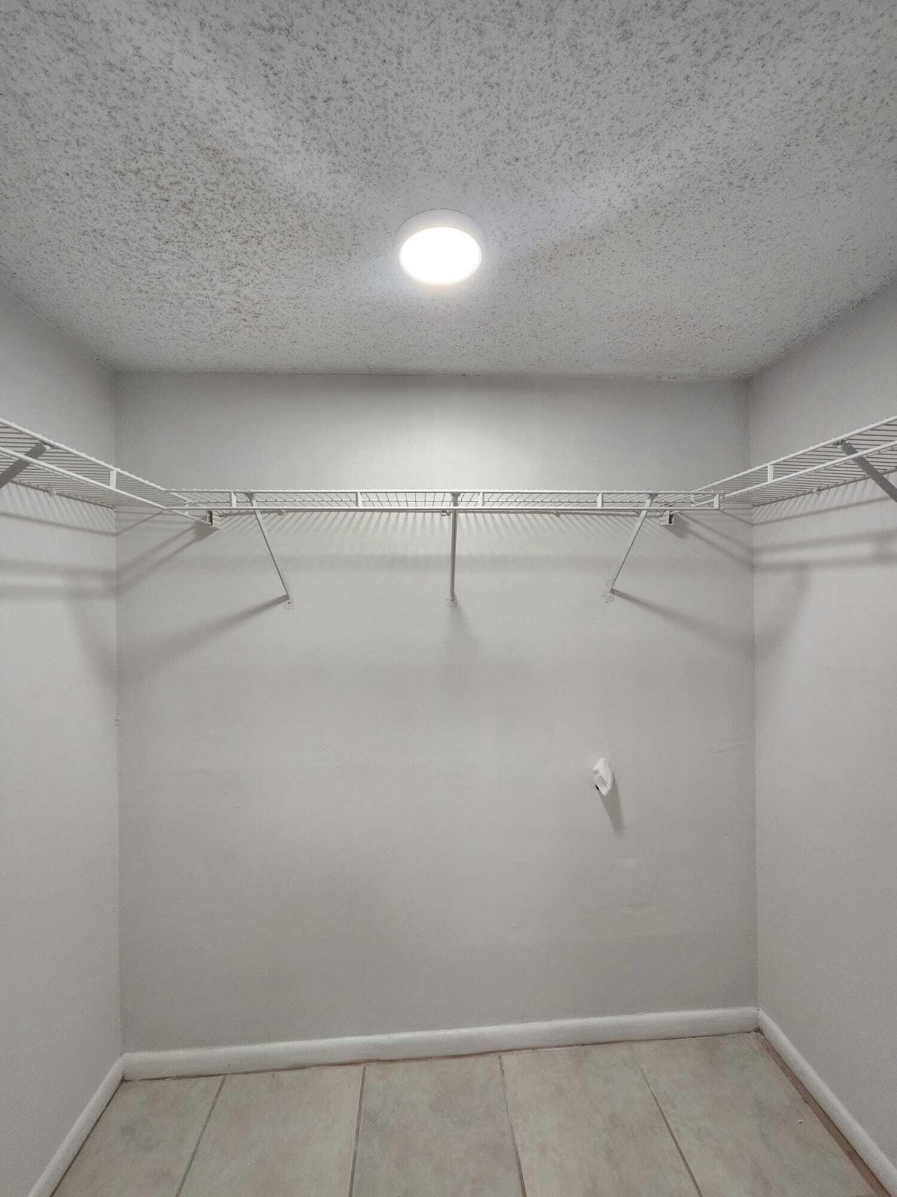 3905 N Nob Hill Road, Unit 206, Sunrise, FL 33351 Photo