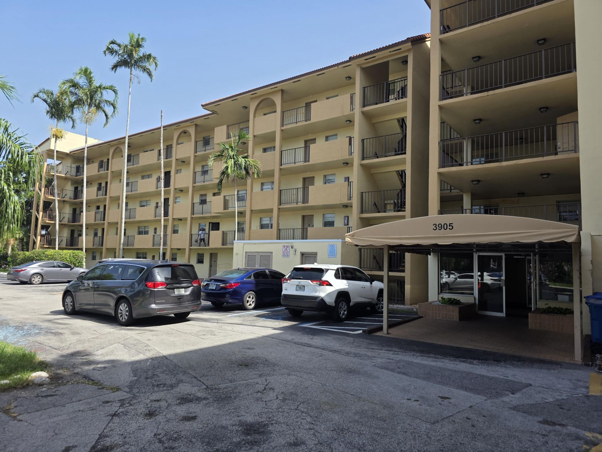3905 N Nob Hill Road, Unit 206, Sunrise, FL 33351 Photo