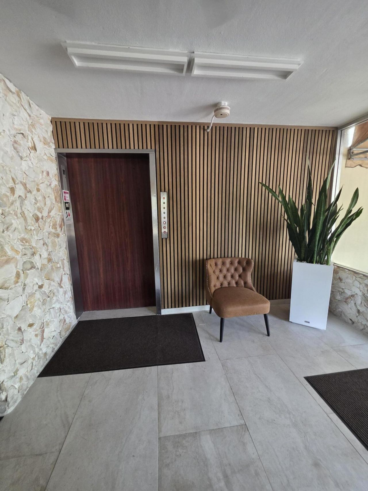 3905 N Nob Hill Road, Unit 206, Sunrise, FL 33351 Photo