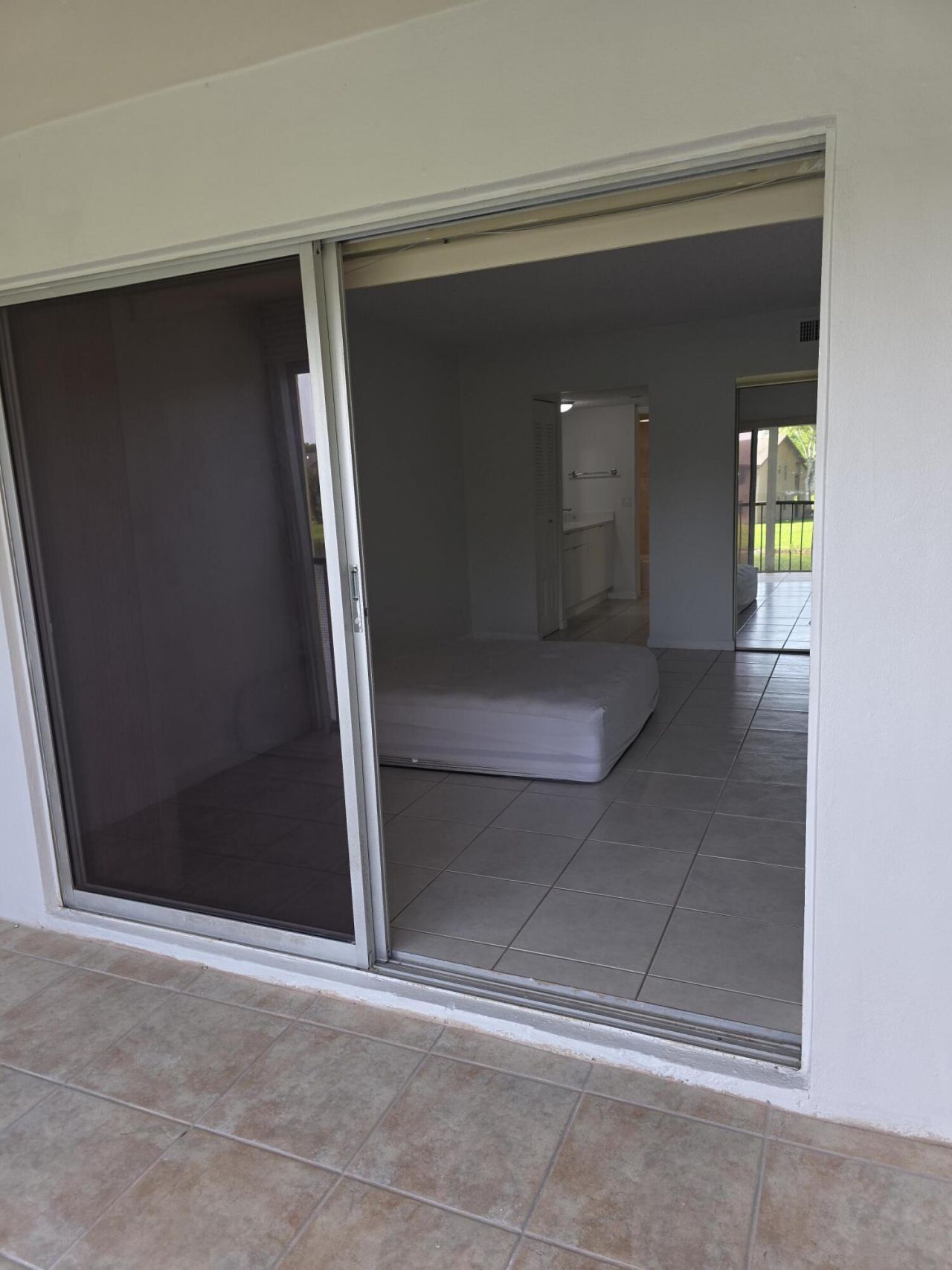 3905 N Nob Hill Road, Unit 206, Sunrise, FL 33351 Photo