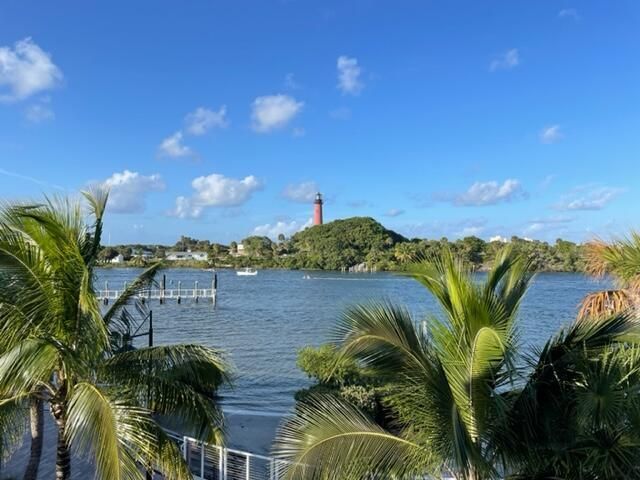 3008 Fairway Drive N, Jupiter, FL 33477 Photo