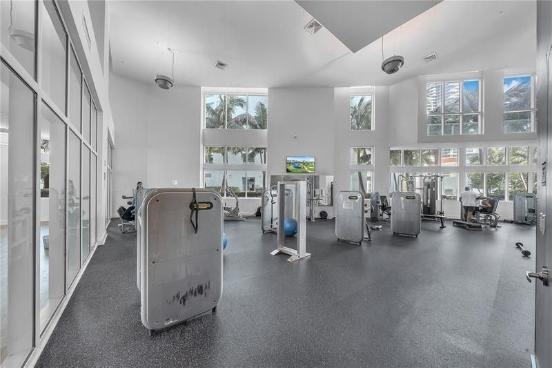 1900 N Bayshore Drive, Unit 1709, Miami, FL 33132 Photo