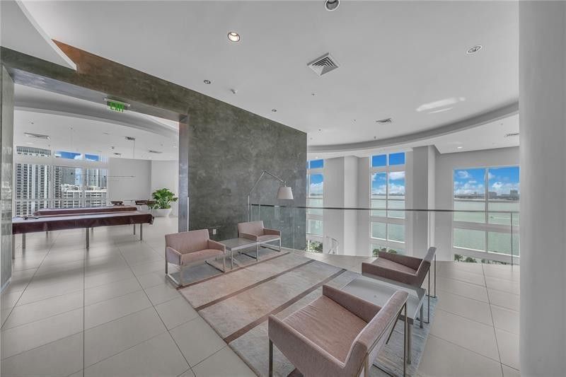 1900 N Bayshore Drive, Unit 1709, Miami, FL 33132 Photo