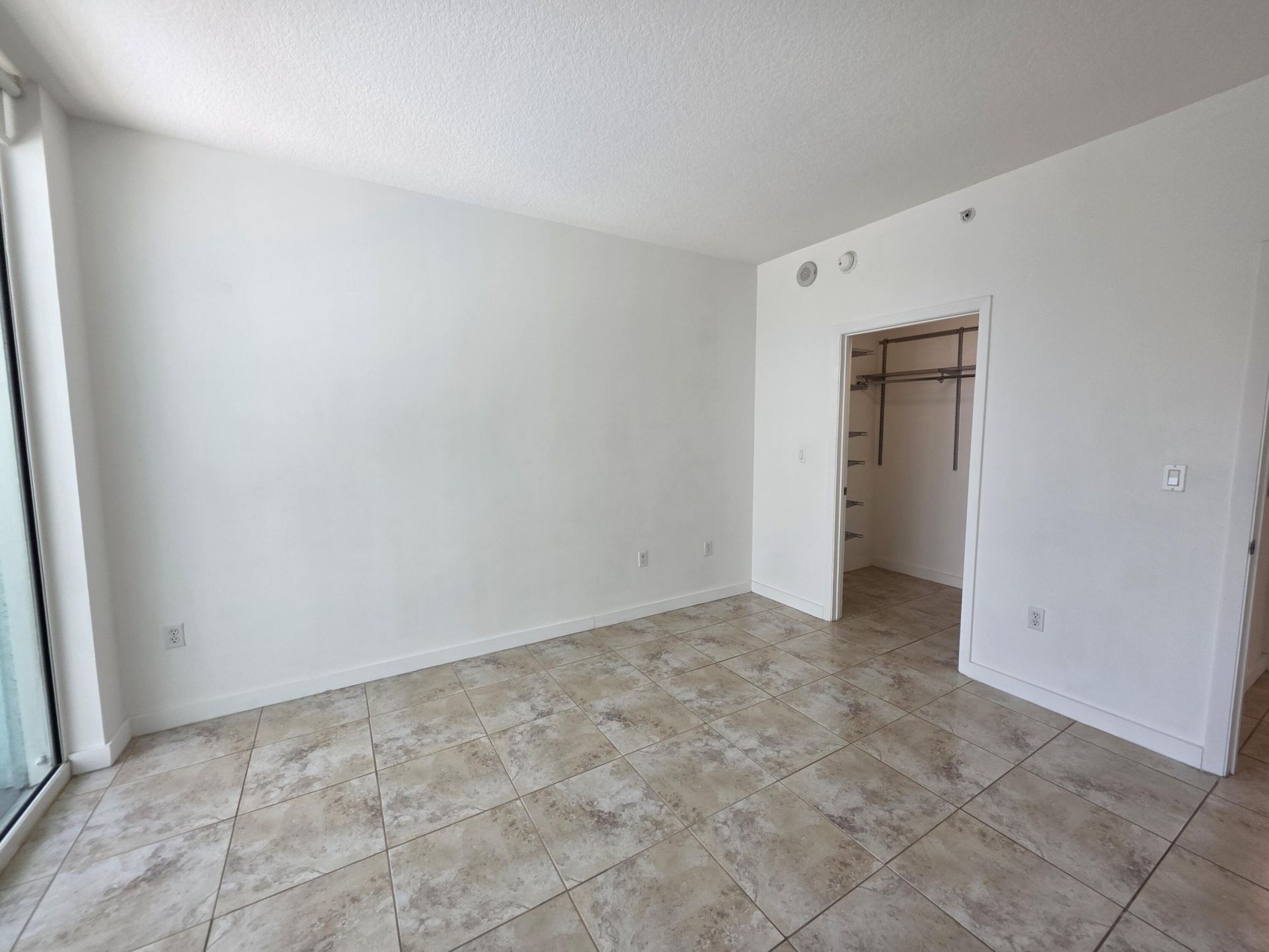 1900 N Bayshore Drive, Unit 1709, Miami, FL 33132 Photo