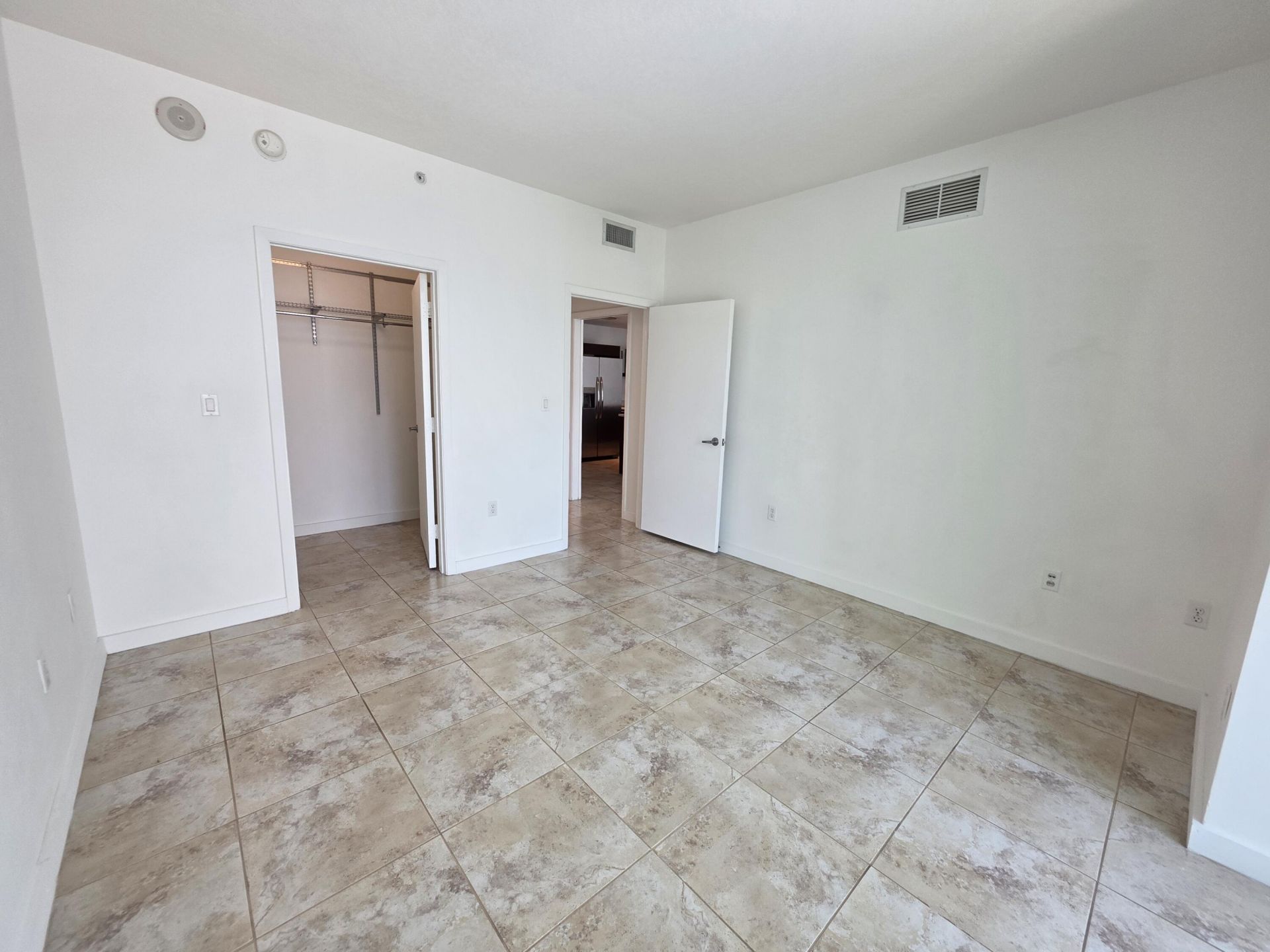 1900 N Bayshore Drive, Unit 1709, Miami, FL 33132 Photo