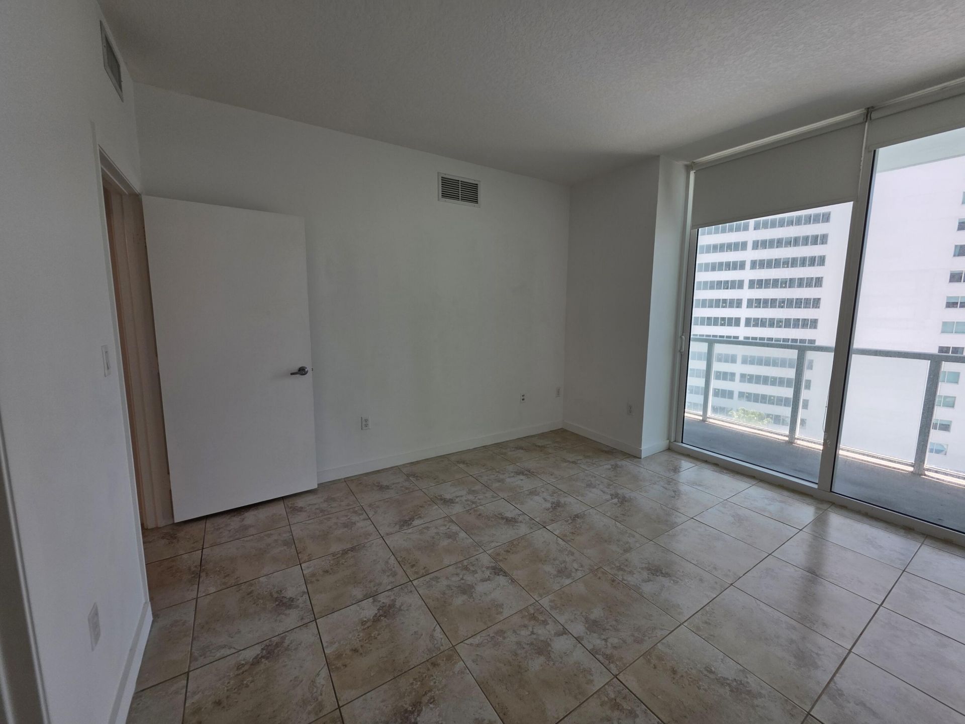 1900 N Bayshore Drive, Unit 1709, Miami, FL 33132 Photo