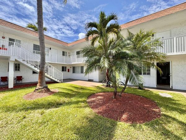 3370 NE 16th Terrace, Unit 4, Pompano Beach, FL 33064