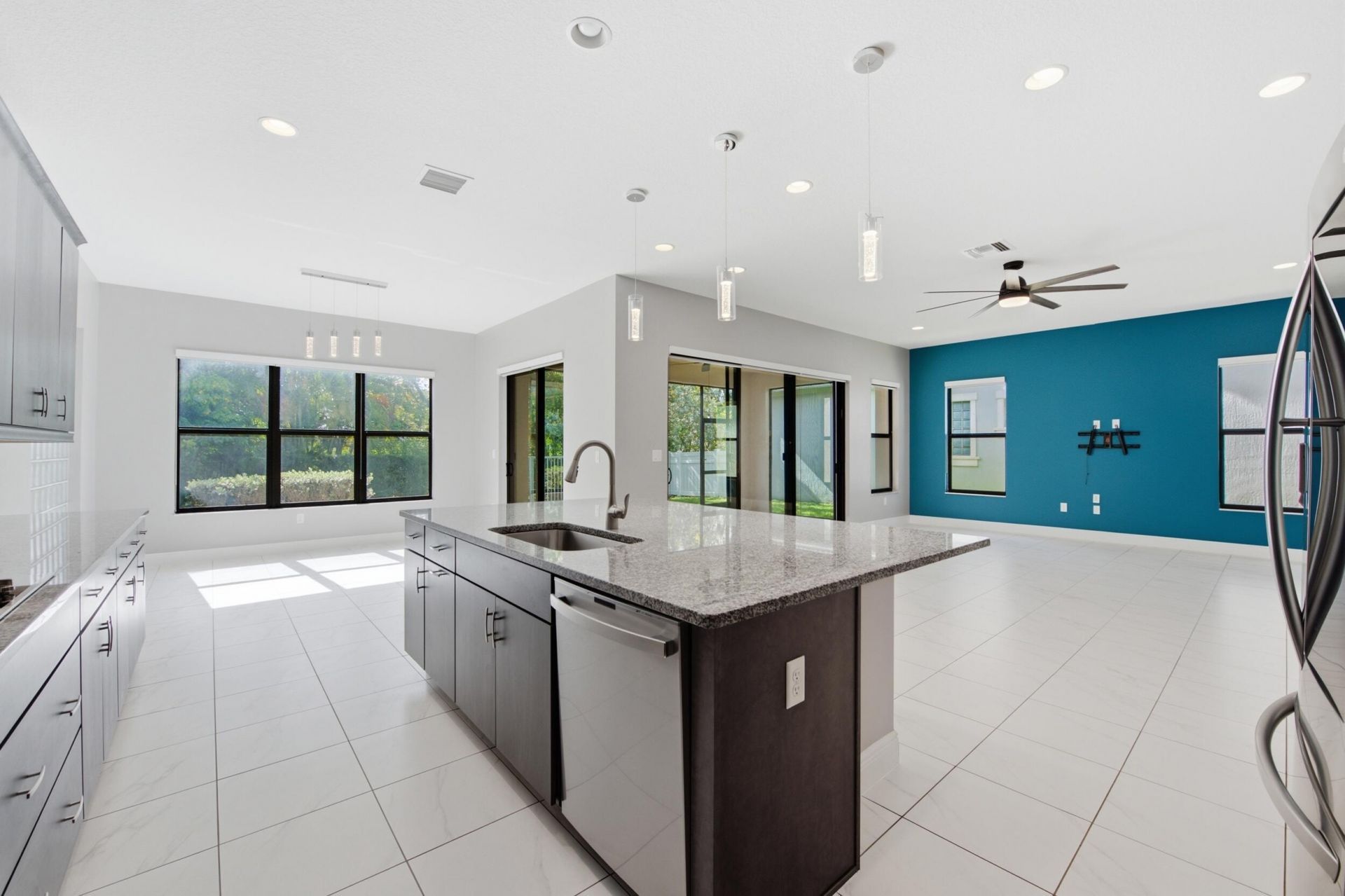 3791 NW 87th Way, Coral Springs, FL 33065 Photo