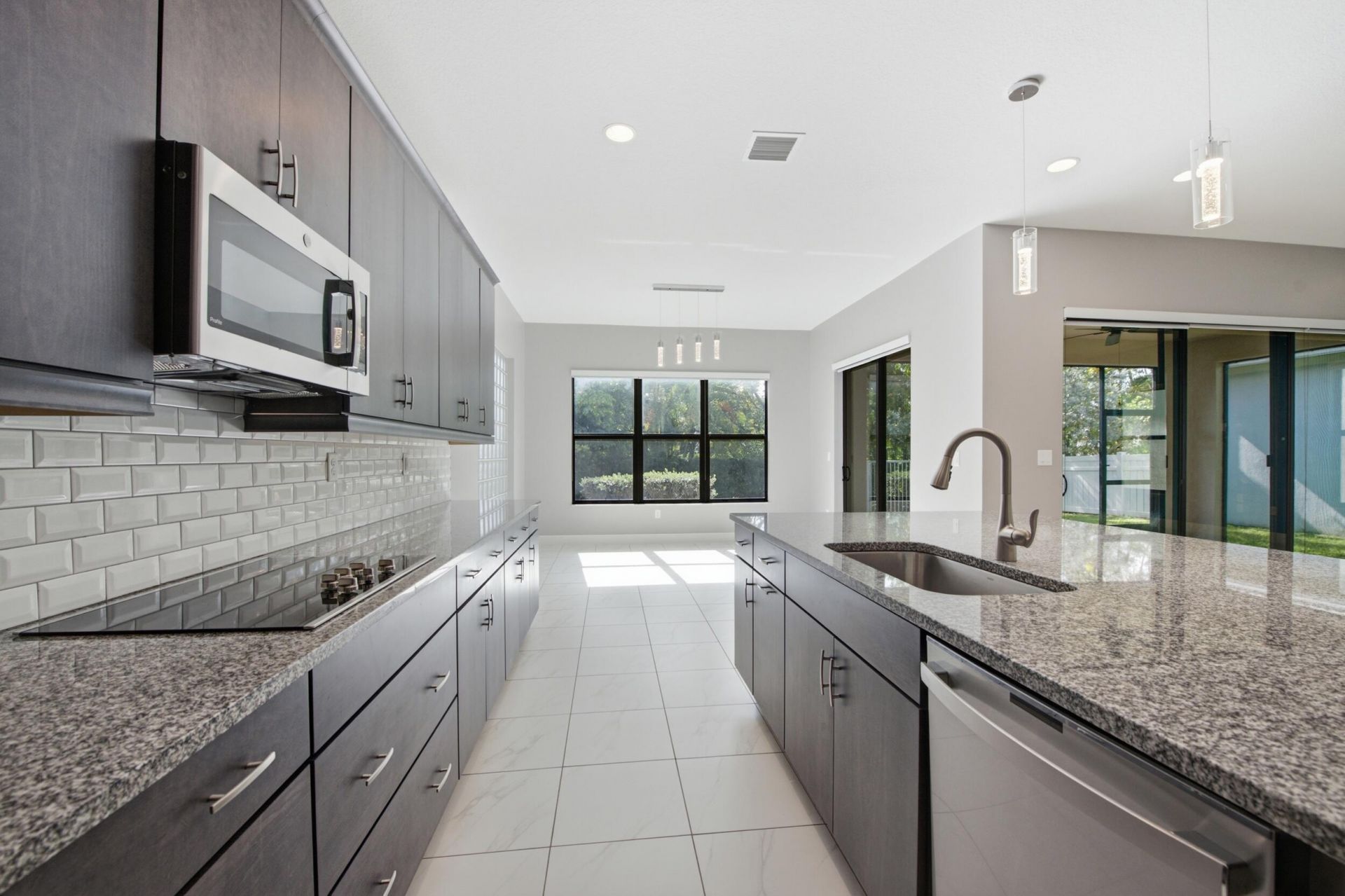 3791 NW 87th Way, Coral Springs, FL 33065 Photo