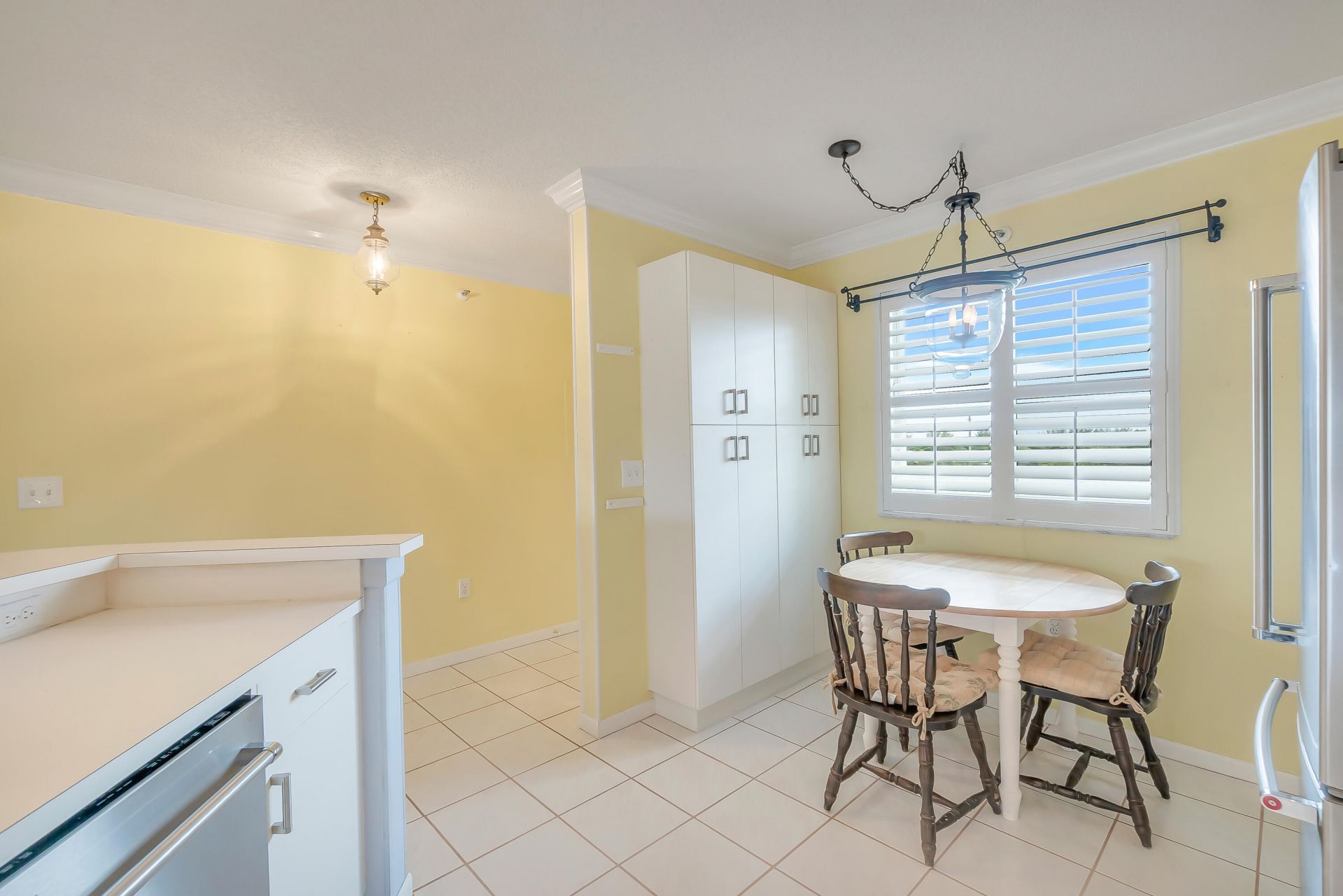 2334 S Cypress Bend Drive, Unit 602, Pompano Beach, FL 33069 Photo
