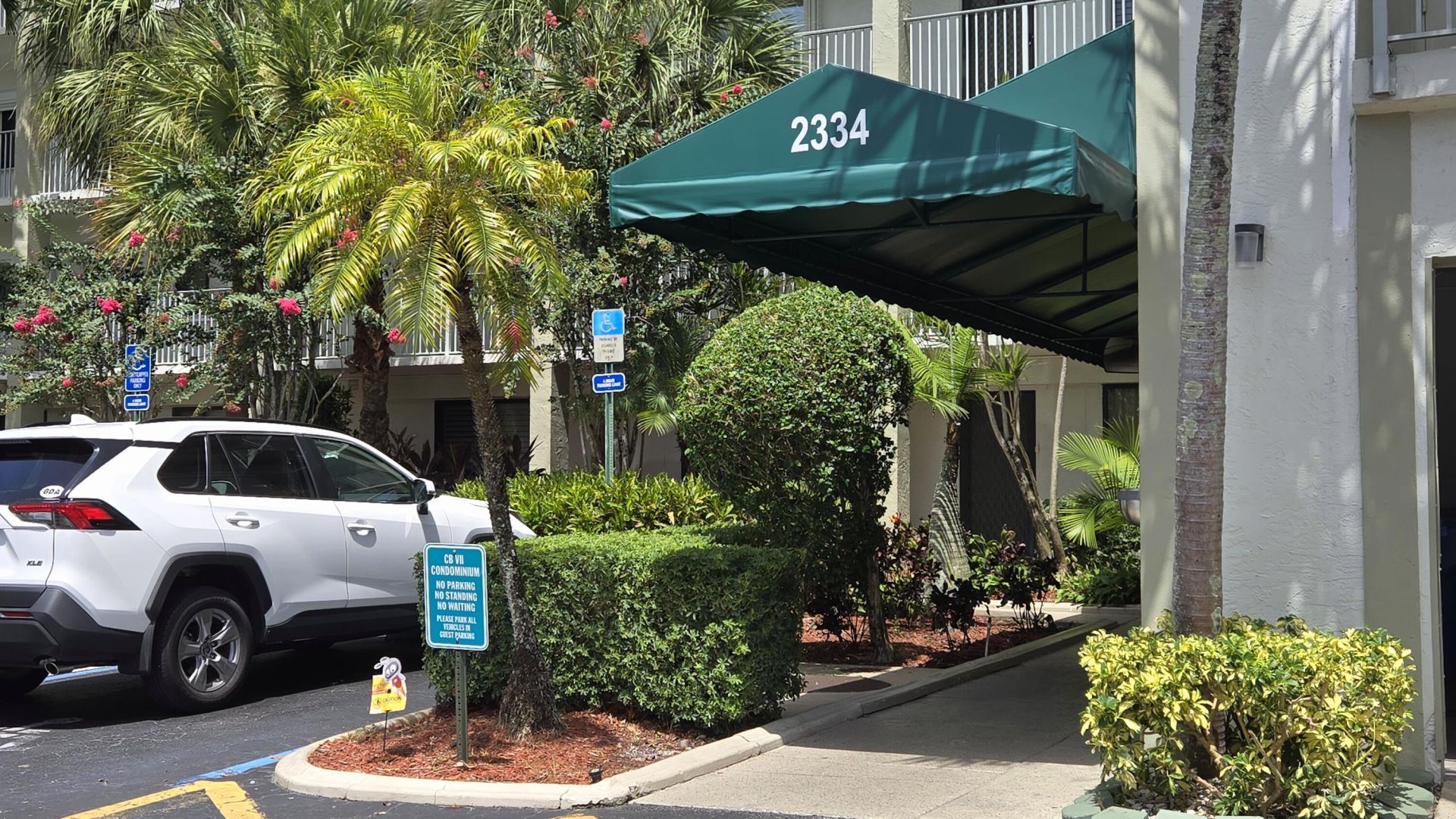 2334 S Cypress Bend Drive, Unit 602, Pompano Beach, FL 33069 Photo