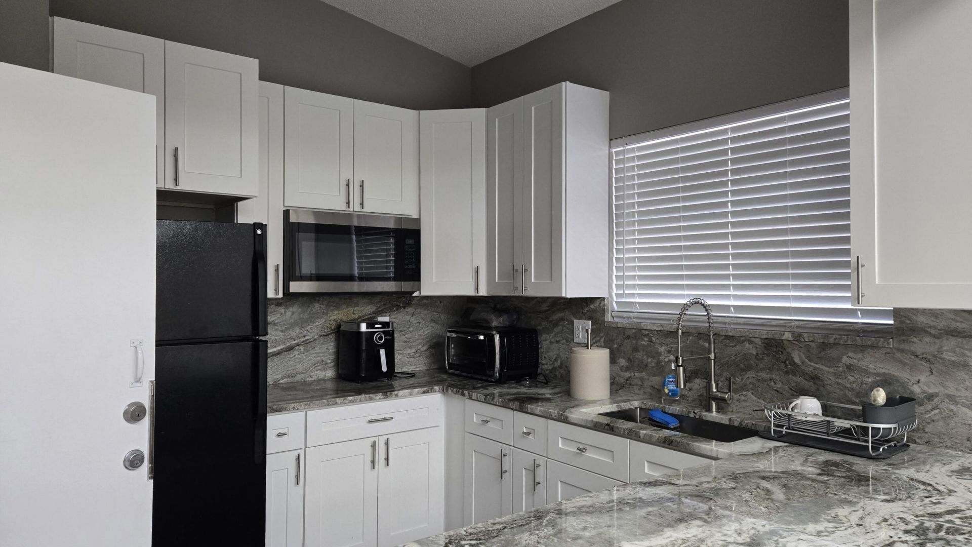 2334 S Cypress Bend Drive, Unit 602, Pompano Beach, FL 33069 Photo