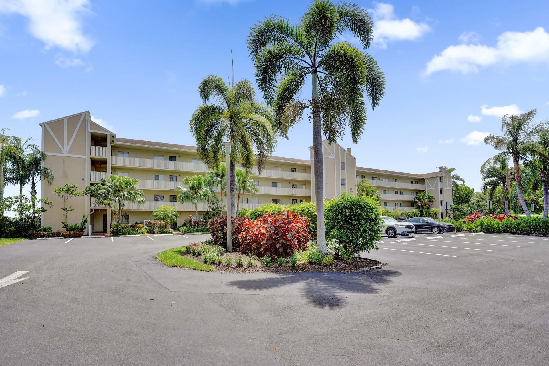 7146 Huntington Lane, Unit 402, Delray Beach, FL 33446 Photo