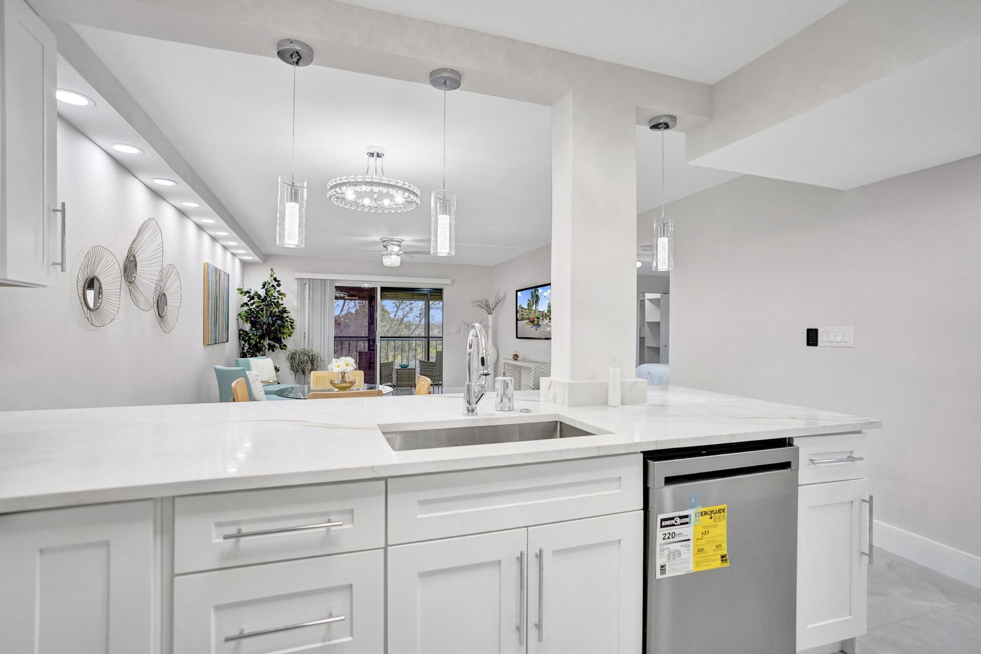 7146 Huntington Lane, Unit 402, Delray Beach, FL 33446 Photo